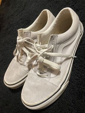 Vans Old Skool Sneakers in Light Gray/white trim